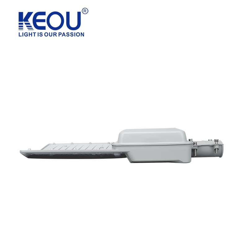 Сплит солнечный уличный фонарь