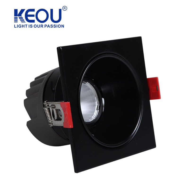 N. 04 Downlight modulare quadrato monotesta