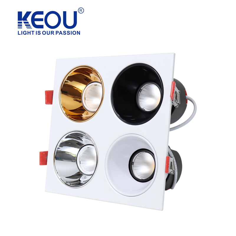 Lampa dolna z czterema głowicami kwadratowymi nr 01