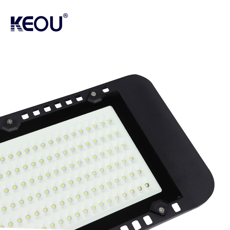 Nastaviteln&yacute; &uacute;hel LED pouličn&iacute;ho osvětlen&iacute;