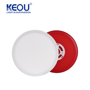 Podświetlana lampa sufitowa RGB